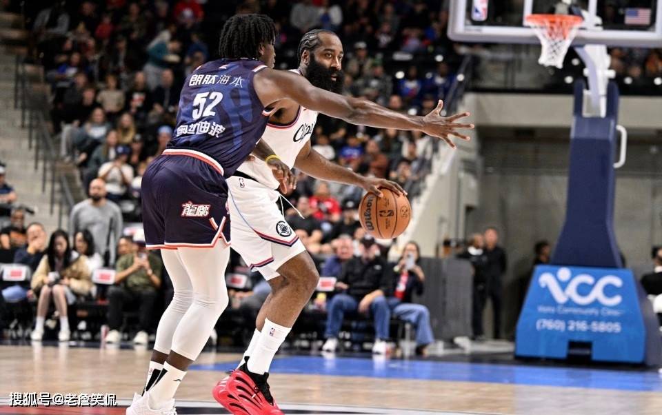 赛前芝加哥公牛调整名单以备CBA季后赛；单刀错失环节打磨；质疑声仍在；轮换策略成焦点的简单介绍