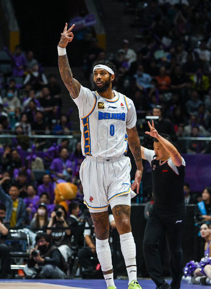 lol live-北京首钢赛前豪取连胜；志在全明星赛名次提升；话题不断；心理建设被强调的简单介绍